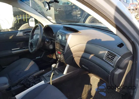 2012 Subaru Forester 2.5X Premium z USA, uszkodzony, nr VIN JF2SHADC8CH466567